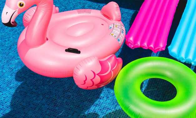 Guide d’achat : quel matelas ou bouée gonflable choisir ?