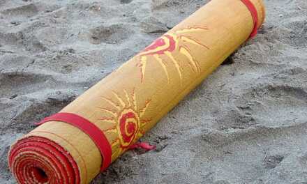 Comprehensive Guide To Buying A Beach Mat