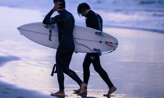 Guide d’achat : quelle combinaison de sports aquatiques choisir ?