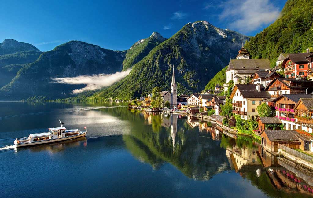 Hallstatt Village - Austria