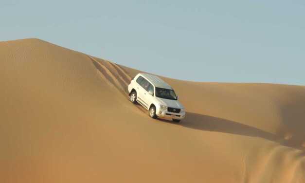 Le Dune bashing : Comment Pratiquer et Top 8 Destinations