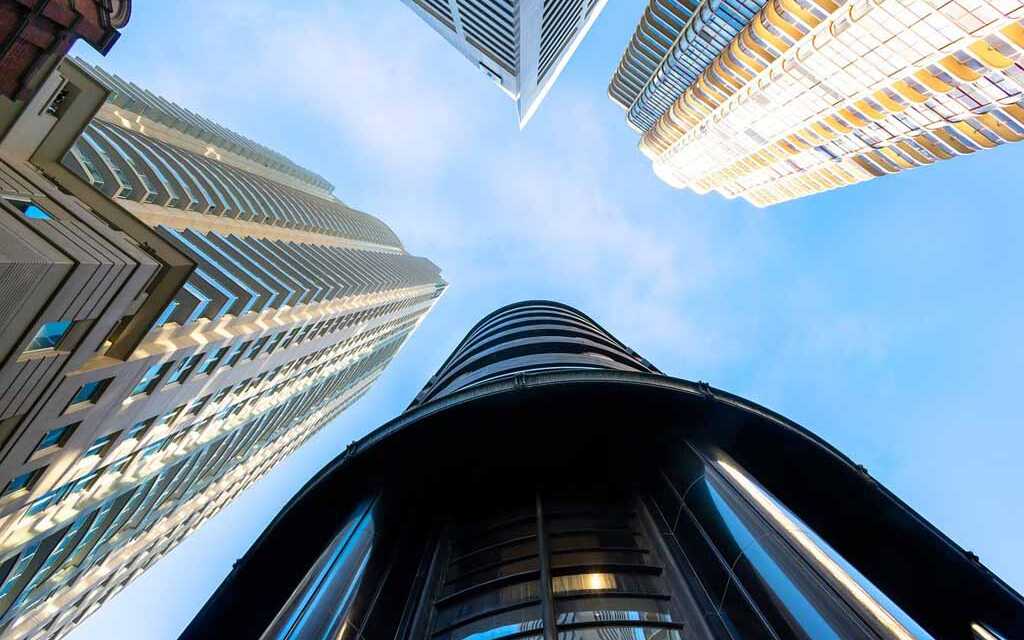 Top 20 des Plus Grands Gratte-Ciels, Buildings et Immeubles à Visiter