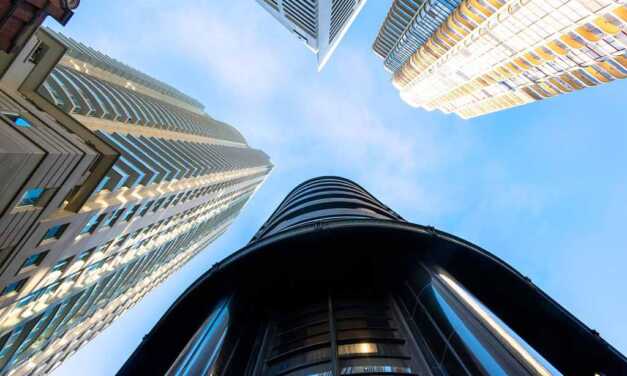 Top 20 des Plus Grands Gratte-Ciels, Buildings et Immeubles à Visiter