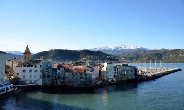 Top 20 des Plus Beaux Villages à Visiter en France