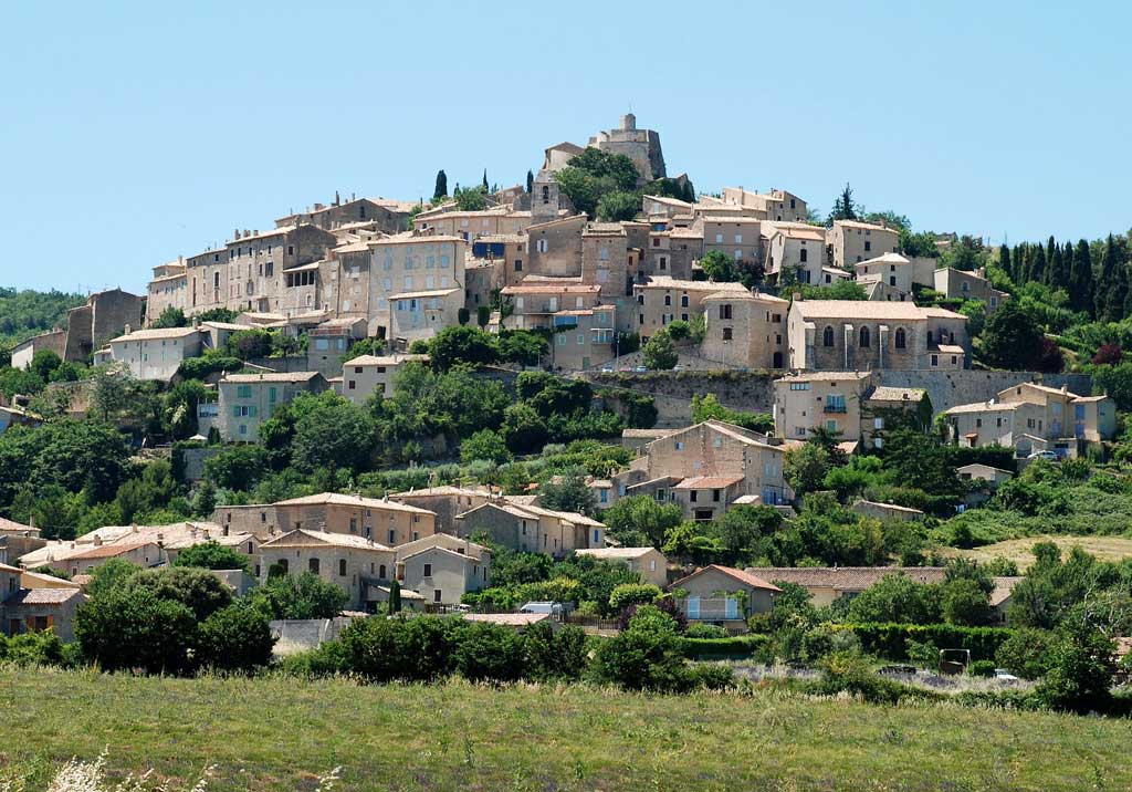 Simiane-la-Rotonde Village - France